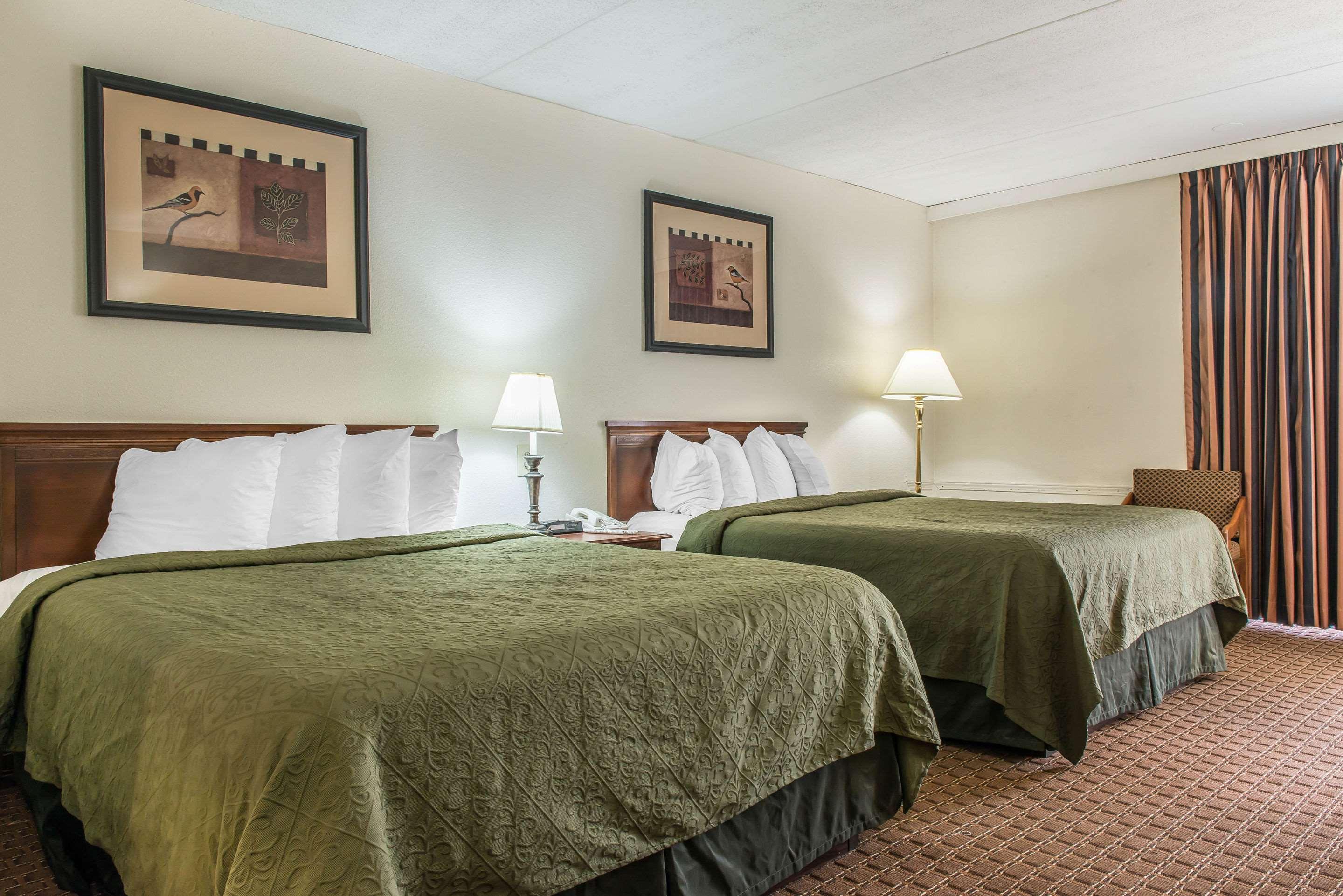 Rodeway Inn Brookville Екстер'єр фото
