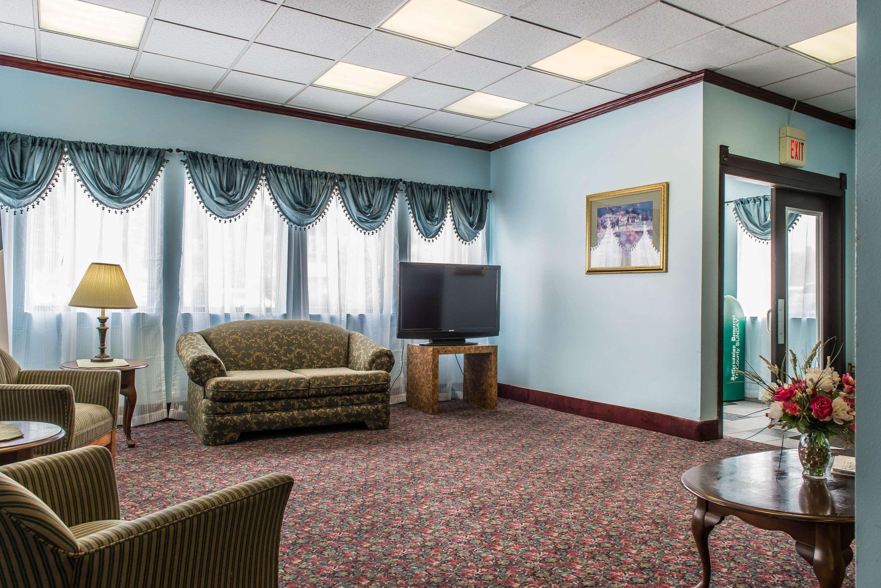 Rodeway Inn Brookville Екстер'єр фото