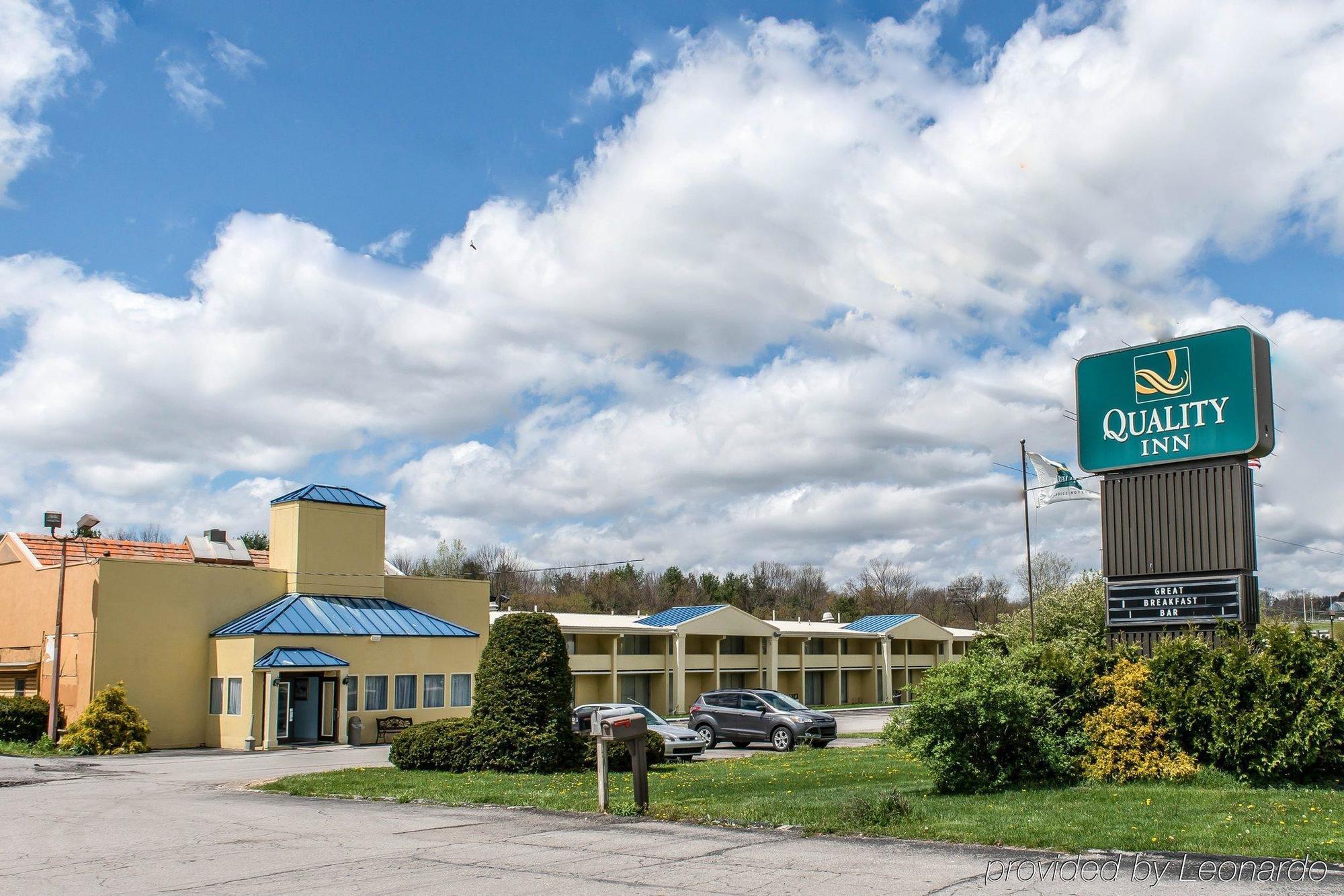 Rodeway Inn Brookville Екстер'єр фото