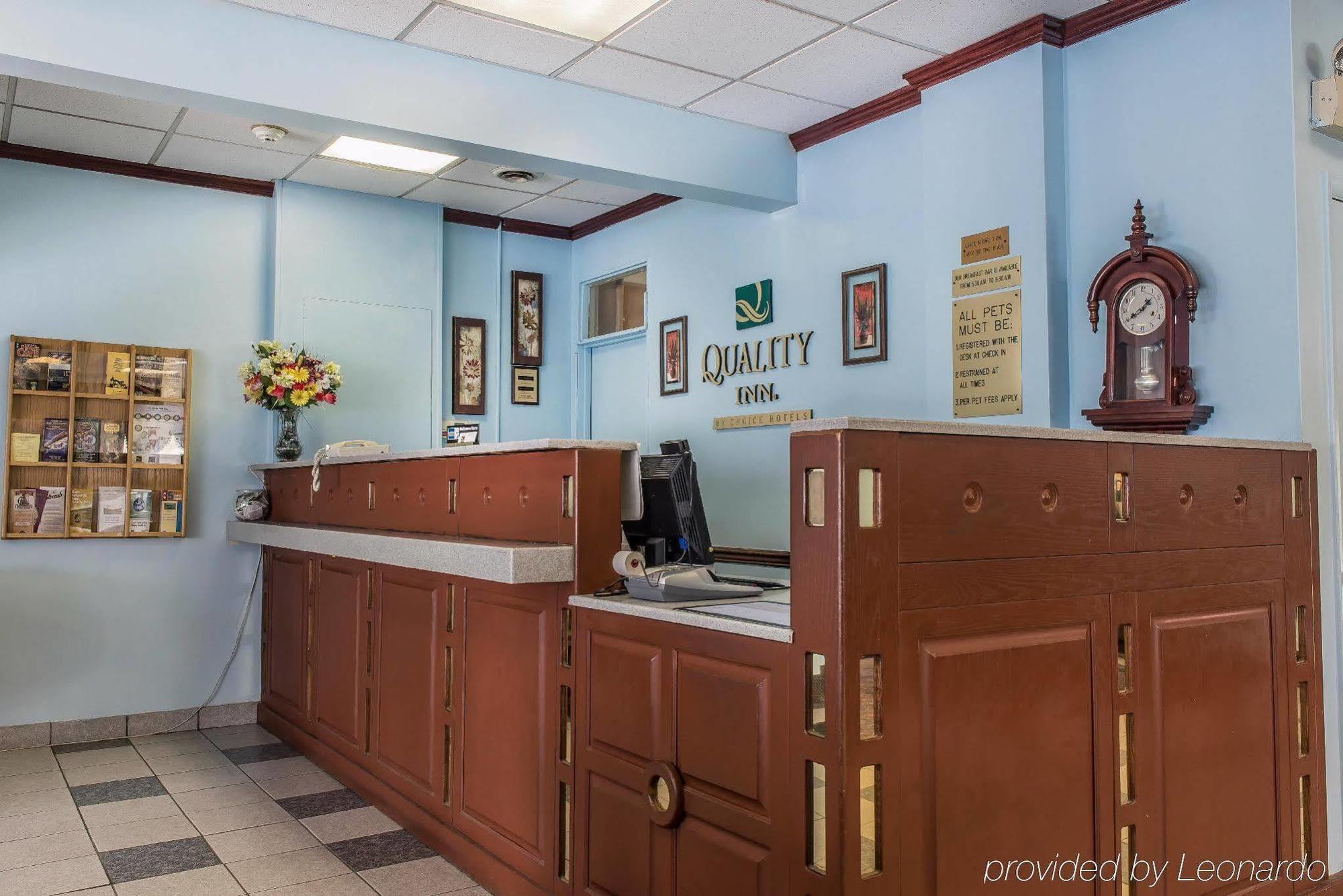 Rodeway Inn Brookville Екстер'єр фото
